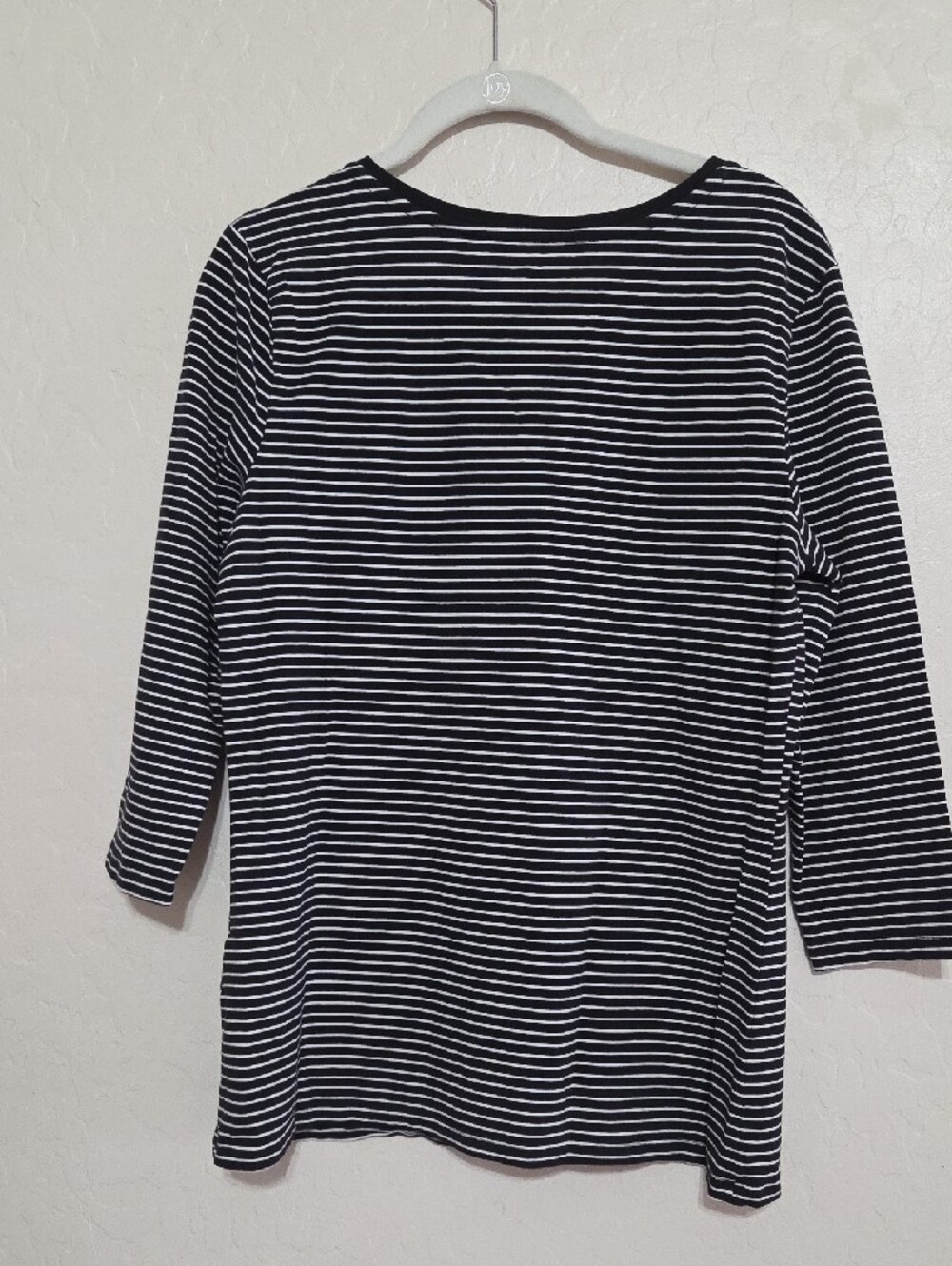 Amazon Essentials Women's V-Neck 3/4 Sleeve Tee 5 Pack - Picture 11 of 11